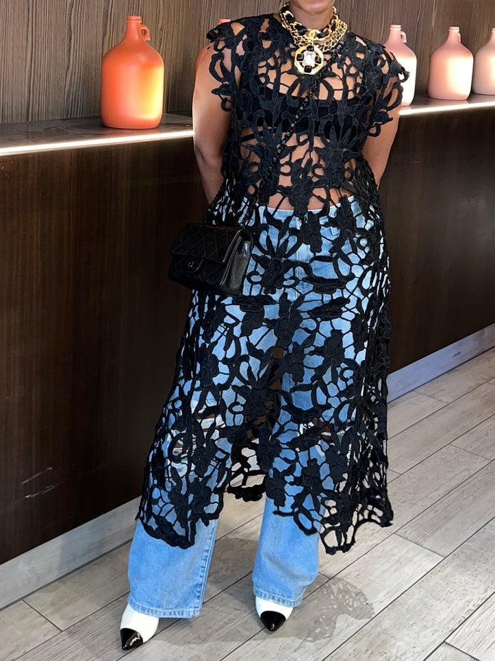 Chic Overlay Lace Dress