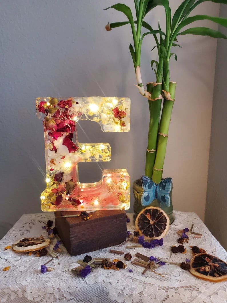 🌸Last Day 49% OFF - Flowers Resin Night Light