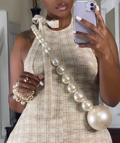 Pearl Necklace Bag