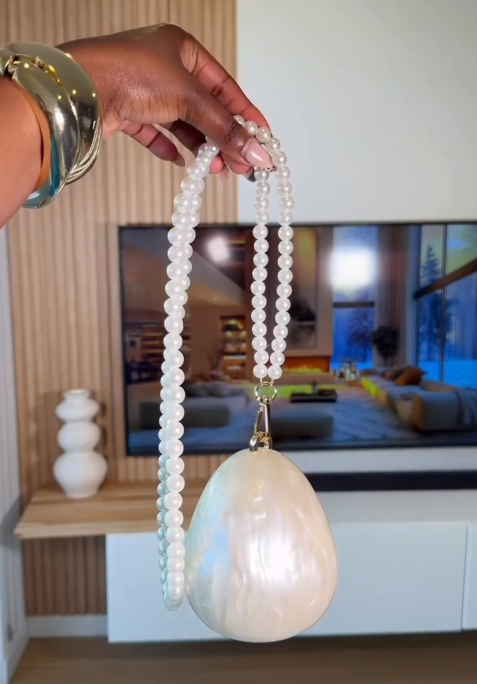 Women White Beige Egg Ball Bag Acrylic Evening Clutch Bag