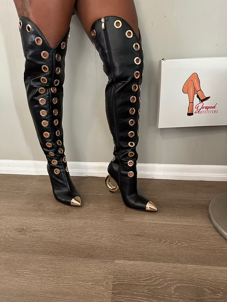 CIRCULAR HEEL LEATHER BOOT